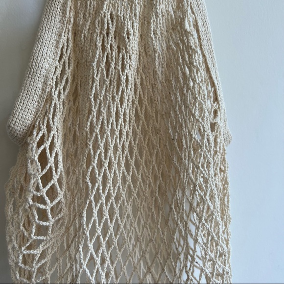 Cream mesh minimalist tote Parisian market style - Picture 3 of 8